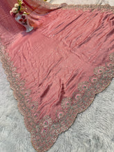 RoyalDesigner-Contrast Flowers-Saree